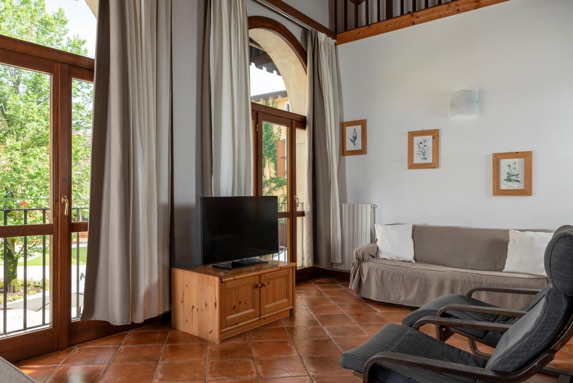 Agriturismo La Filanda Манерба дел Гарда Екстериор снимка