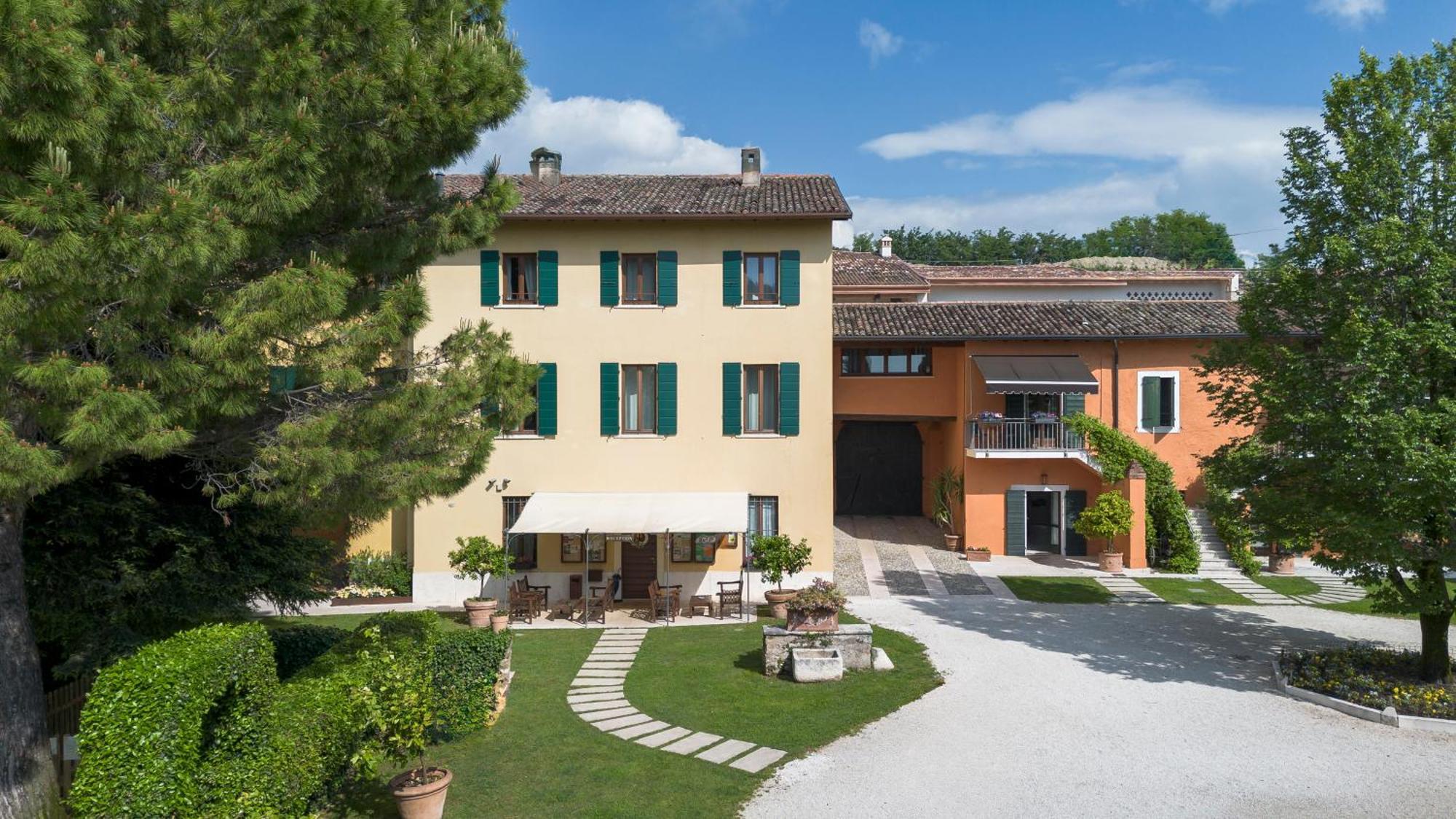 Agriturismo La Filanda Манерба дел Гарда Екстериор снимка